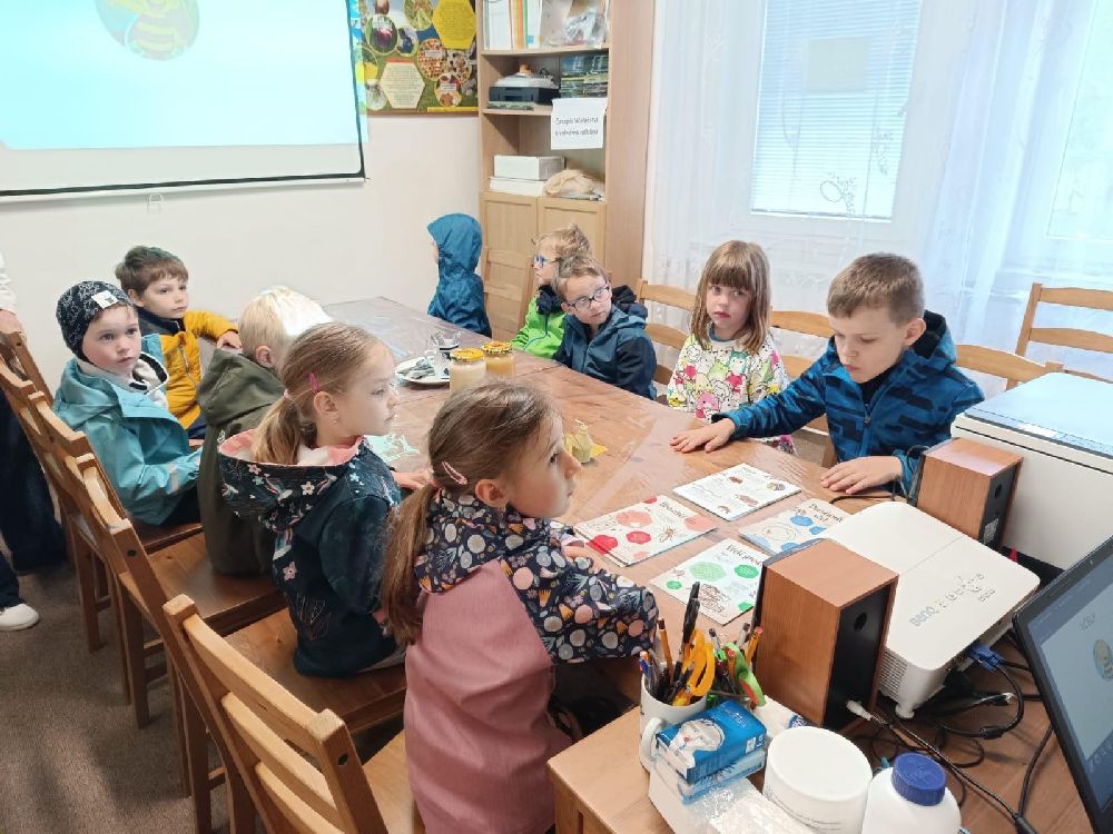 Na návštěvě u včelařů - Včeličky