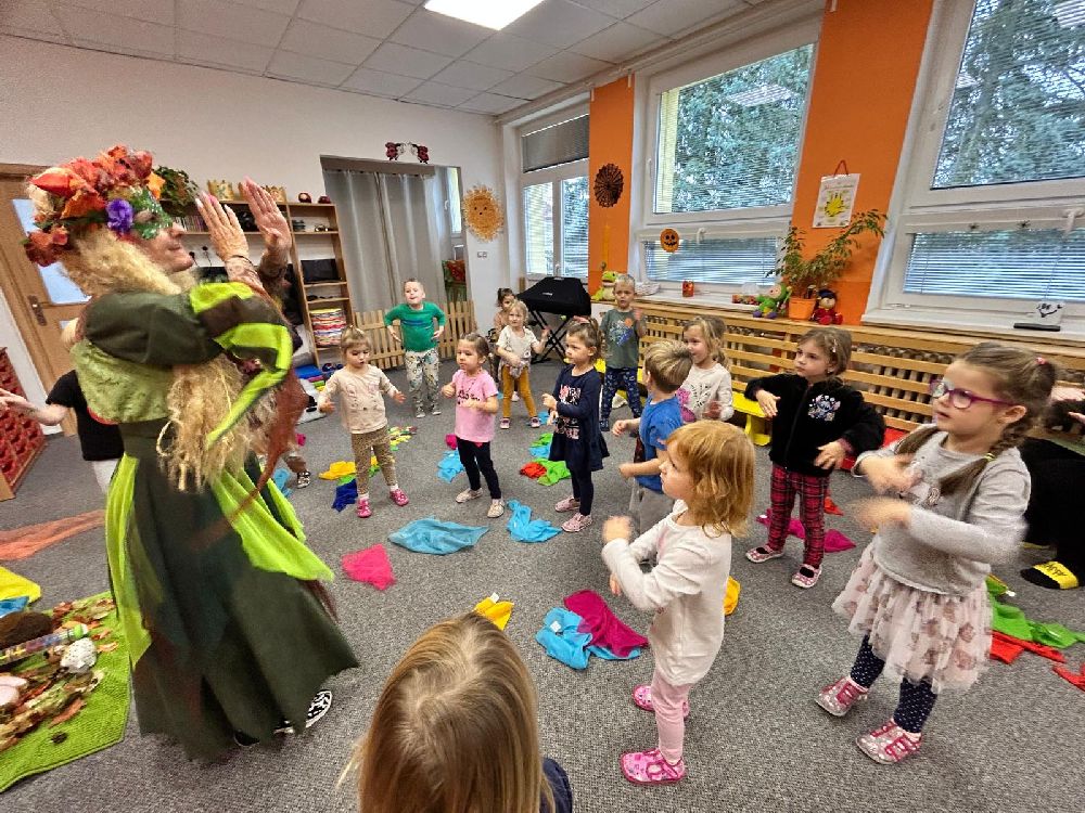 Podzimní víla se Včeličkami