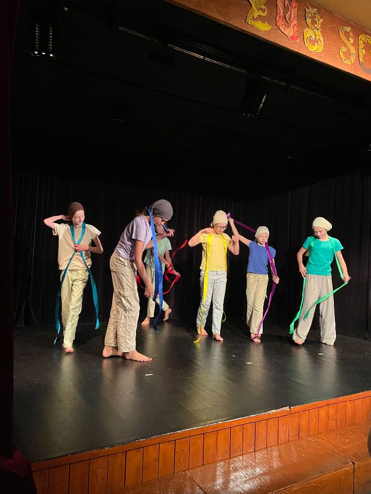 Divadelní představení v ZUŠ