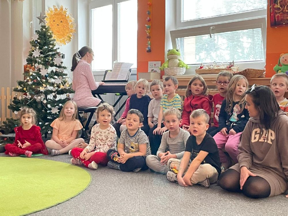 Ježíšek ve školce - společné setkání u Berušek