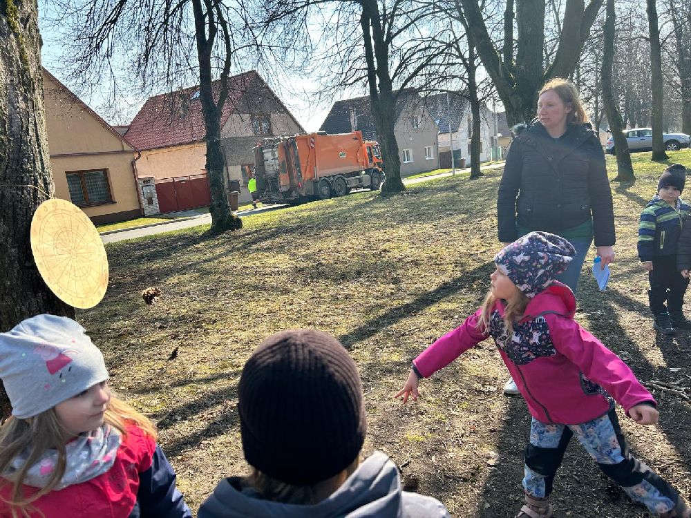 Pohádková cesta Včeličky